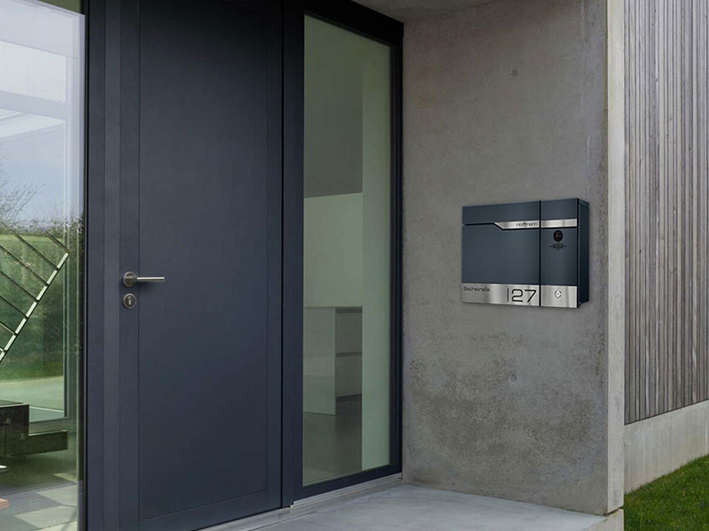 Metzler Briefkasten rostfrei und massiv, RAL7016 Anthrazitgrau mit Videosprechanlage VDM10 2.0, Modell Siebert
