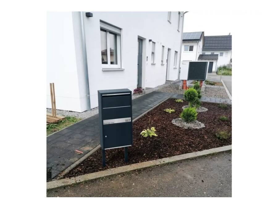 Metzler Paketboxen mit Standfuß - Metzler Paketboxen mit Standfuß