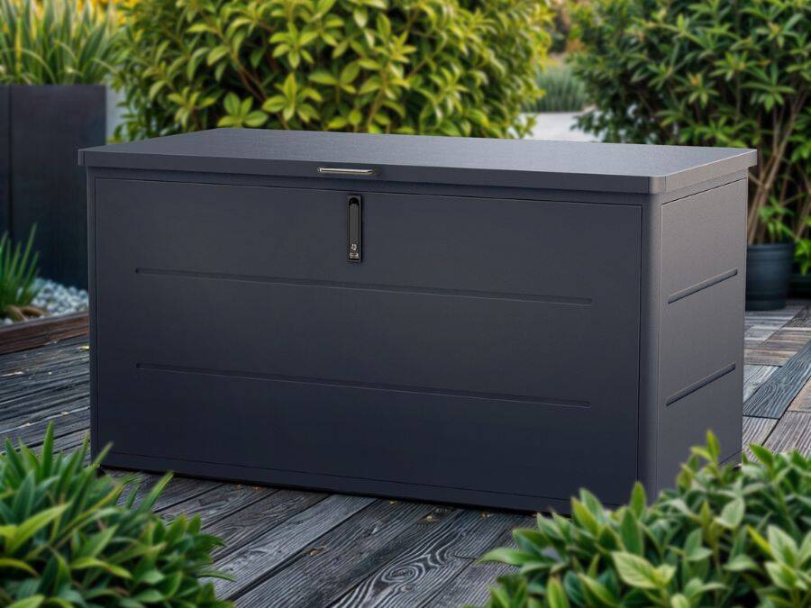 Preparate il Vostro giardino per i giorni più freddi: così resistete a vento e intemperie - Cura autunnale del giardino: consigli, suggerimenti e prodotti per un bel giardino