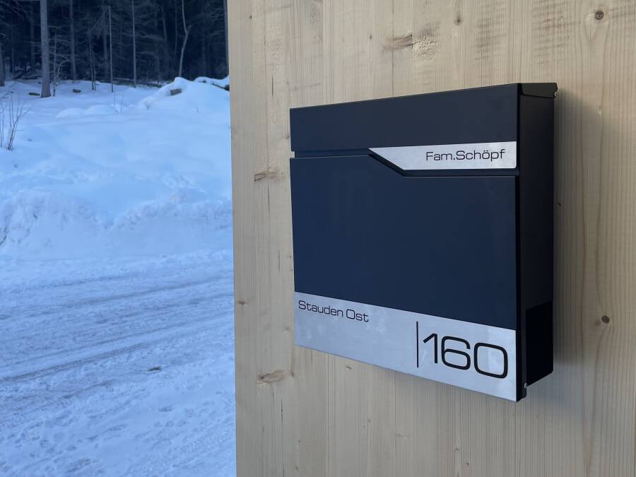 Winterwartung leicht gemacht: Checkliste für den Briefkasten - Winterwartung für den Briefkasten: Tipps für die Pflege im Winter | Metzler