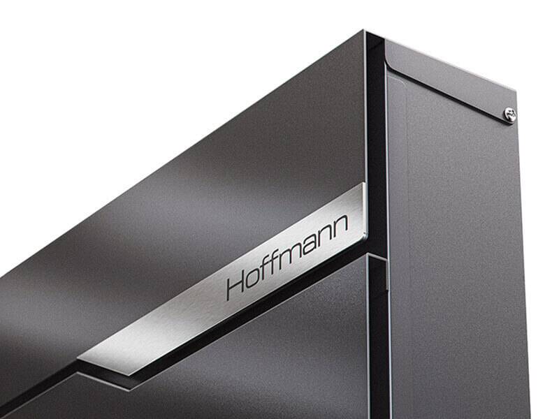 Metzler Briefkasten DB703 Eisenglimmer Nahaufnahme Gravurleiste