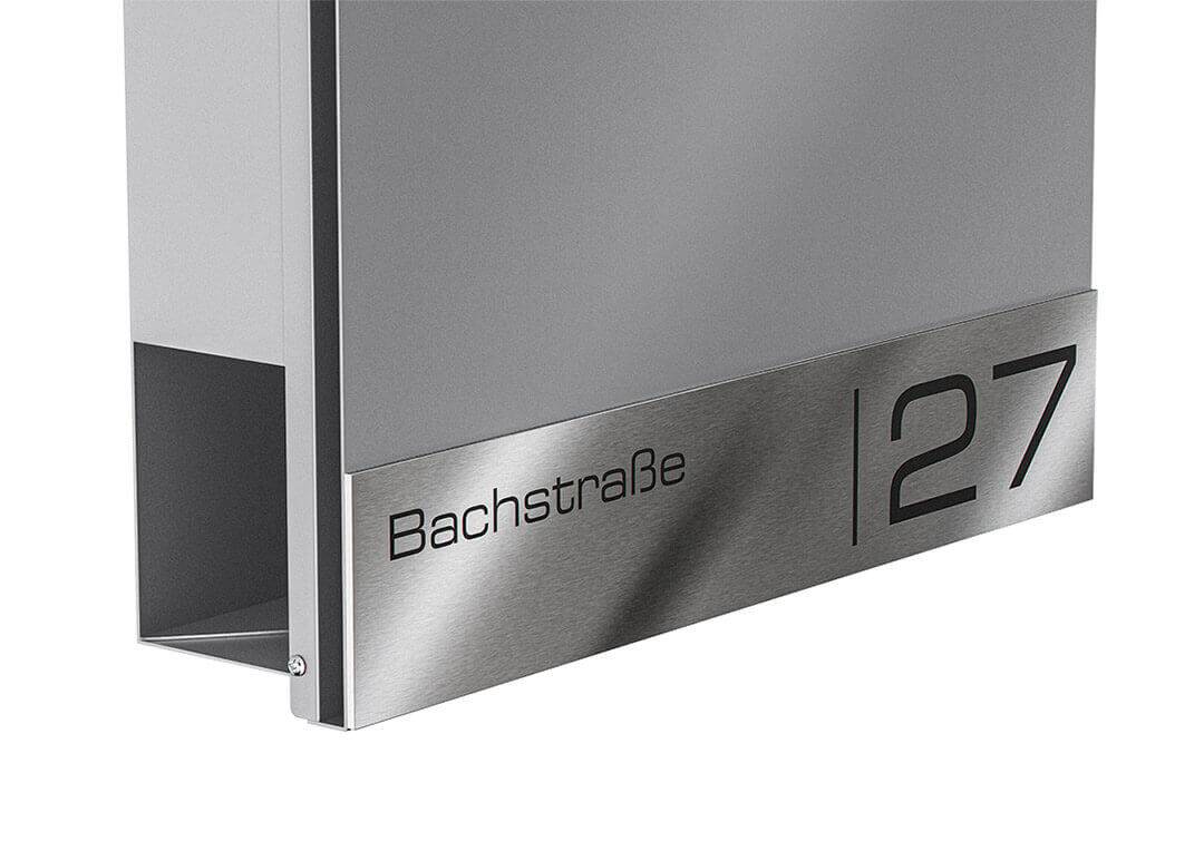 Metzler Briefkasten Siebert in RAL9007 Graualuminium Gravurleiste