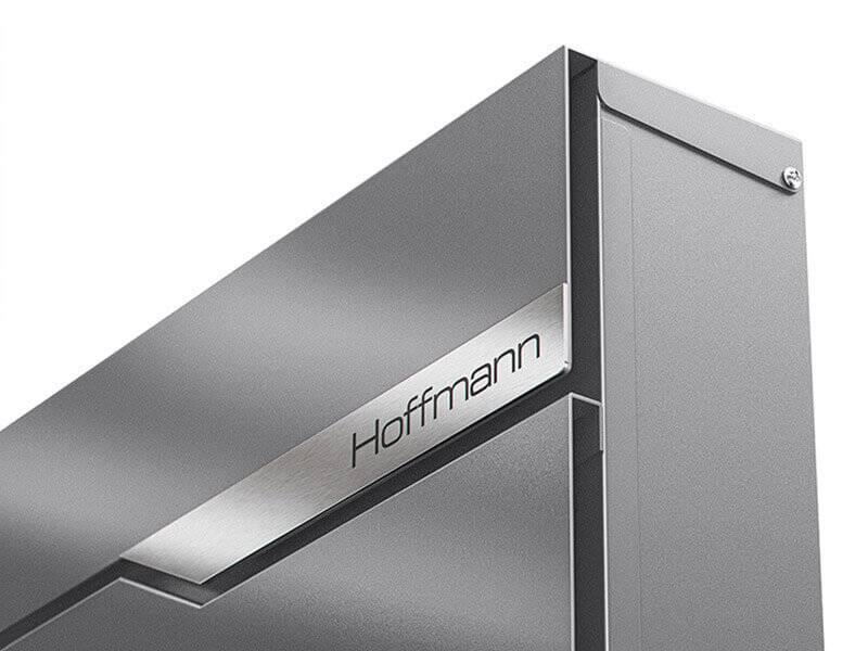 Metzler Briefkasten Graualuminium Nahaufnahme Gravurleiste