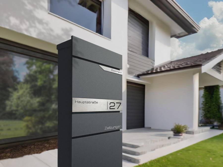 Metzler Standbriefkasten Alves frontal seitlich am Hauseingang