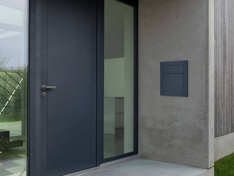 Metzler Unterputzbriefkasten Hugo Hauseingang Szene 3