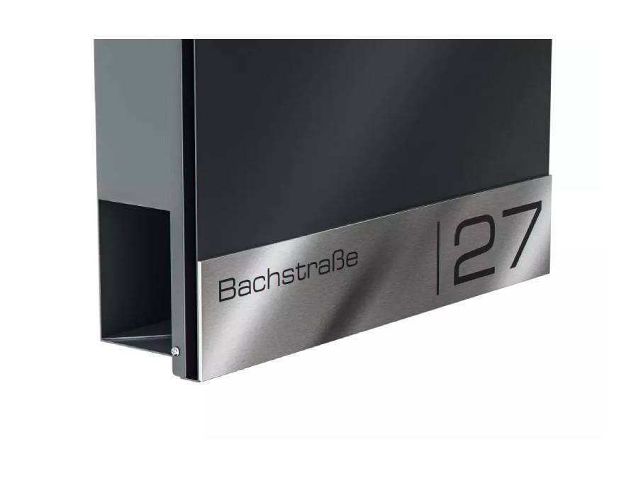 Metzler Briefkasten Enno Gravurleiste Nahaufnahme