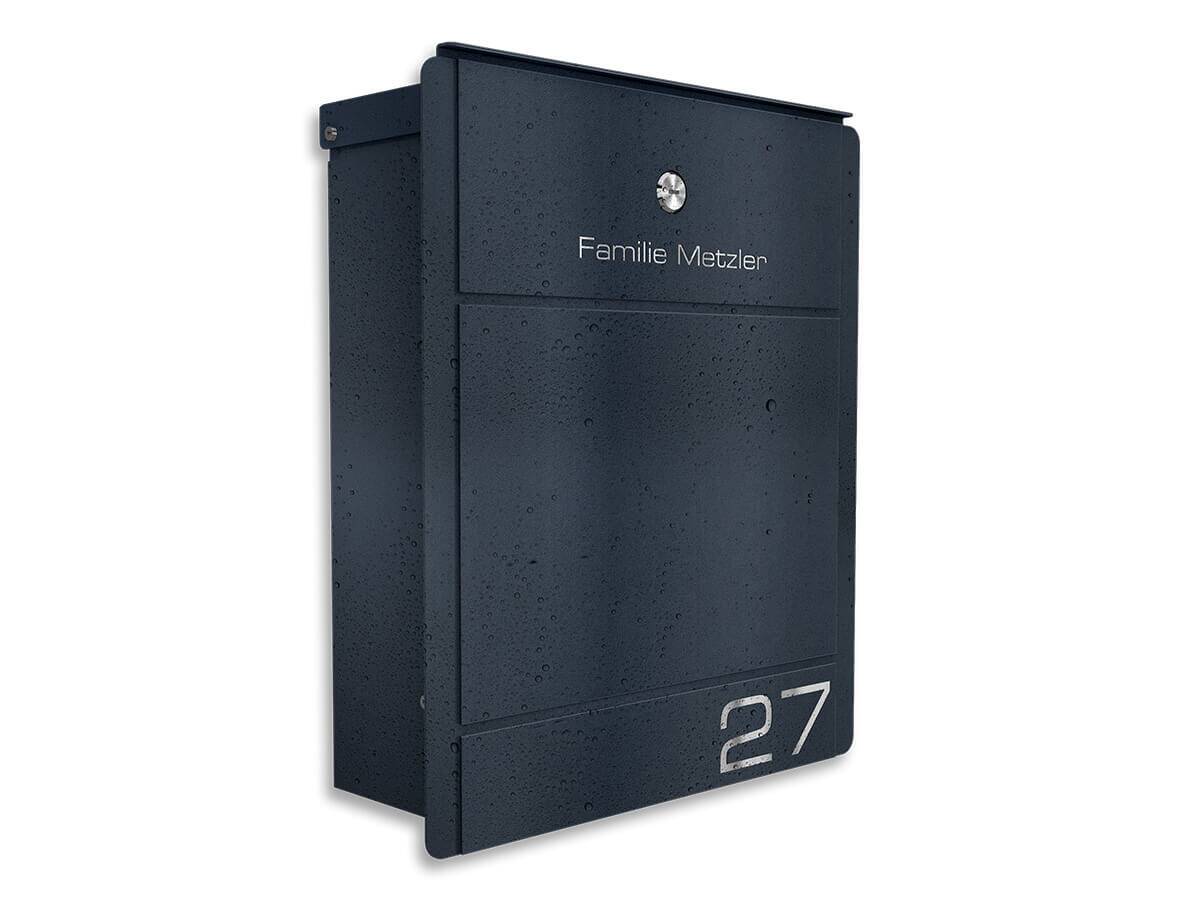 Metzler Briefkasten Modell 01 Anthrazit - seitlich mit Wassertropfen