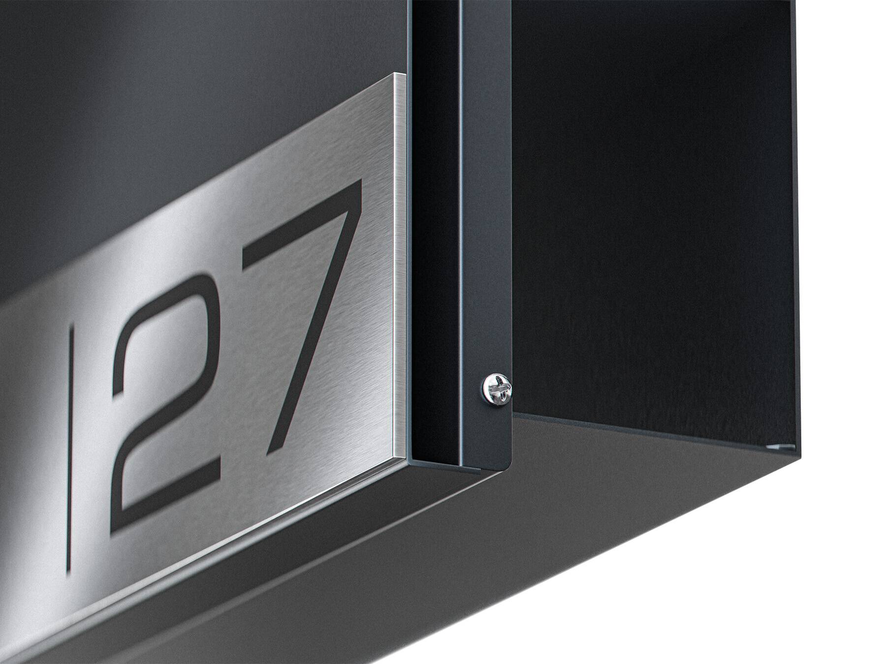 Metzler Briefkasten Anthrazit Nahaufnahme Hausnummer