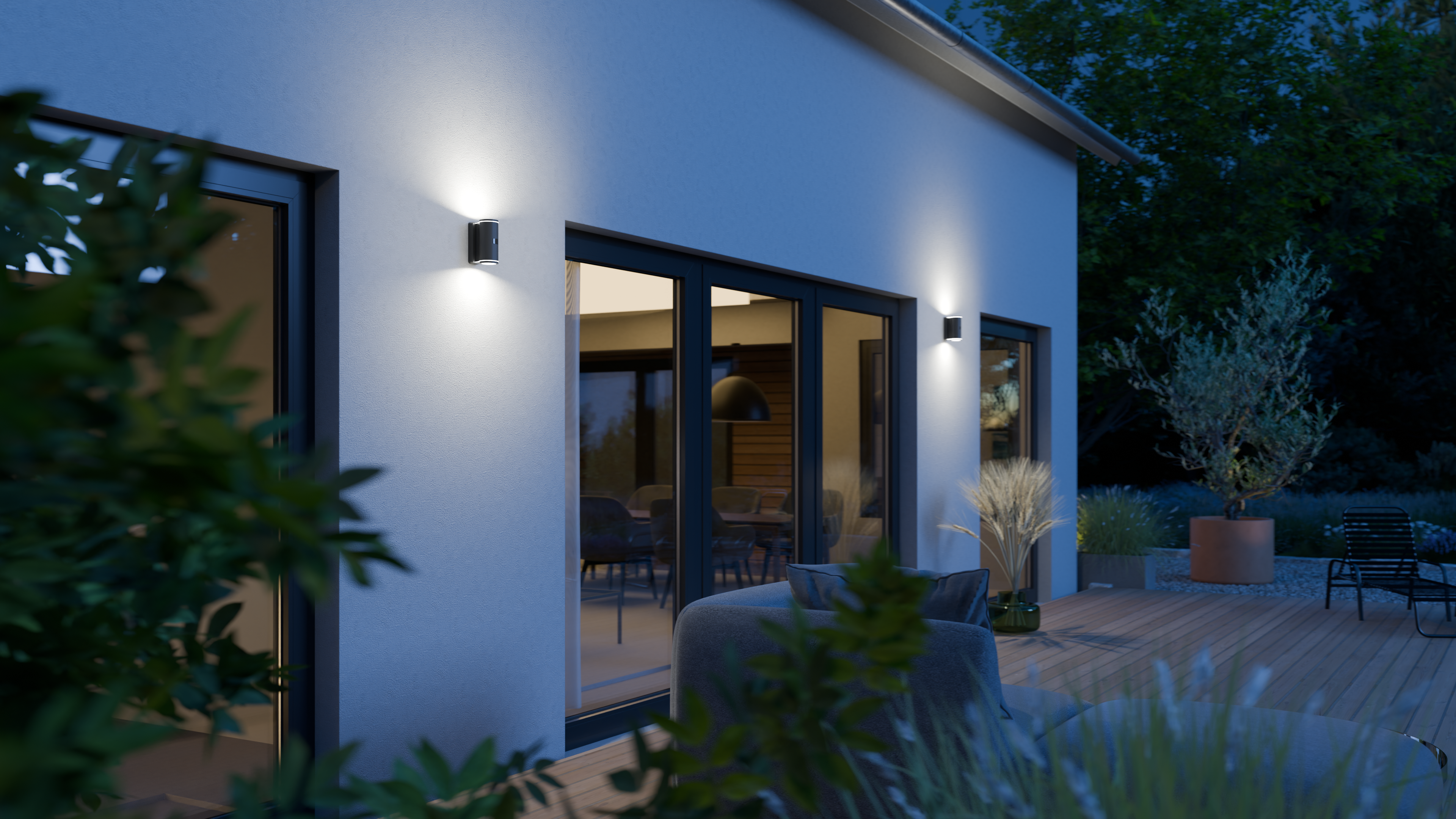 Warmweiße Ausleuchtung für Haus und Garten