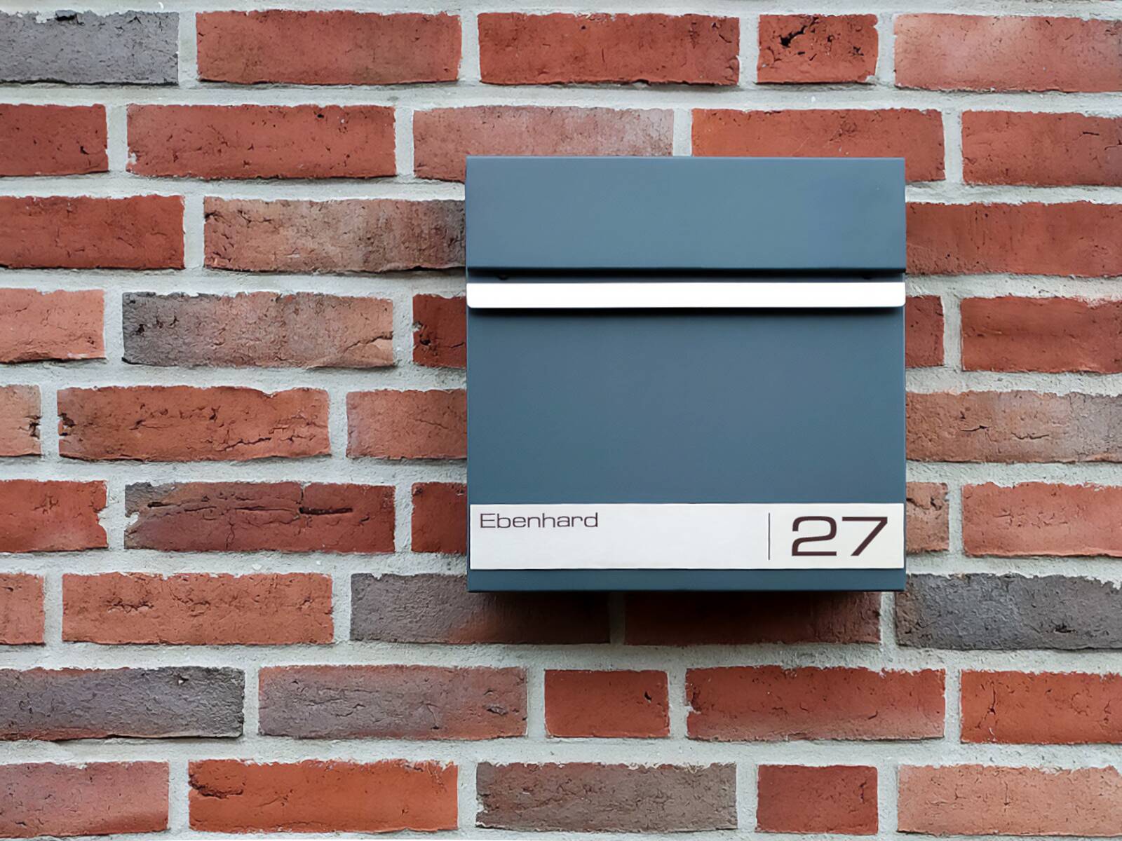 Metzler Briefkasten Stencil mit Edelstahl-Gravurleisten