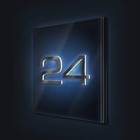 Metzler LED-beleuchtetes Hausnummernschild aus Edelstahl hochglanz