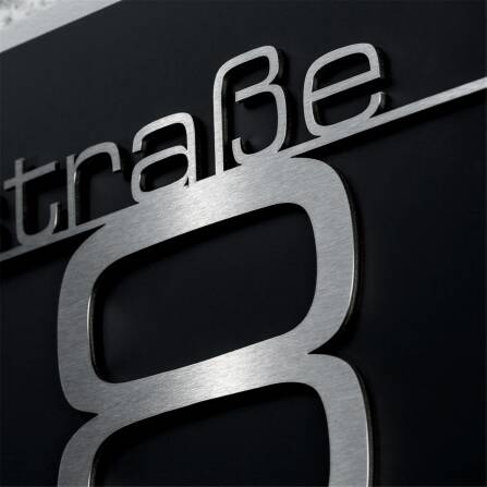 Metzler Hausnummernschild mit Schriftzug aus Edelstahl in Schwarz