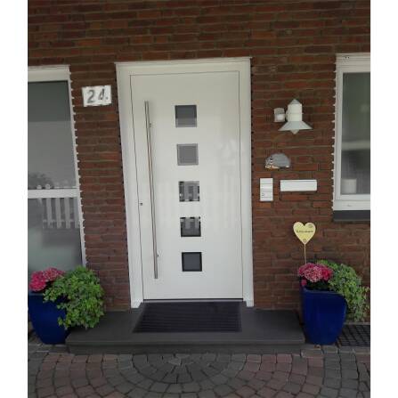 Metzler Design Türklingel Weiß Acrylglas Gravur | Ava Slim