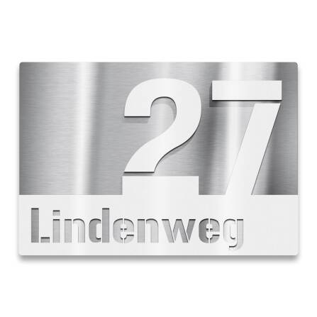 Hausnummernschild aus Edelstahl mit Straße in...