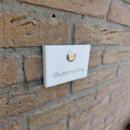 Metzler Funkklingel kabellos Edelstahl V2A | Aufputz Türklingel IP67 | 150m Reichweite  | RAL 9016 Weiß | Vitus