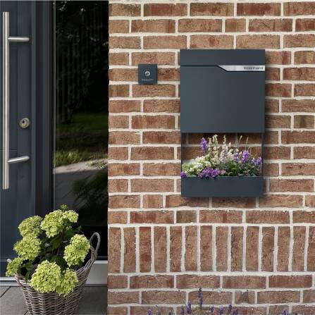 Metzler Briefkasten Anthrazit austauschbares Namensschild | Ebenhard