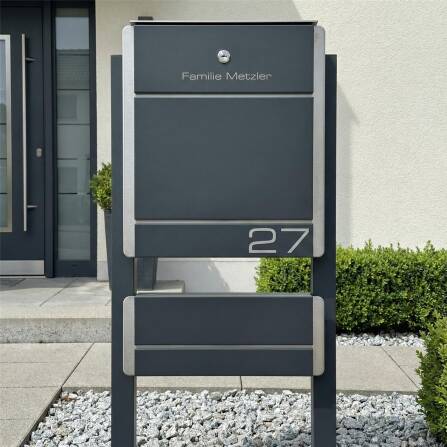 Metzler Cassetta Postale Autonoma Antracite con Incisione + Porta Quotidiani Opzionale | 01