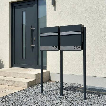 Metzler Standbriefkasten Mehrfamilienhaus Anthrazit Gravurleiste | Stencil