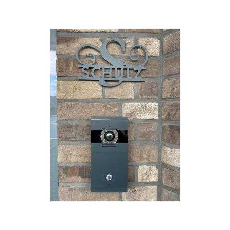 Personalisiertes Namensschild mit Monogramm in Anthrazit RAL 7016