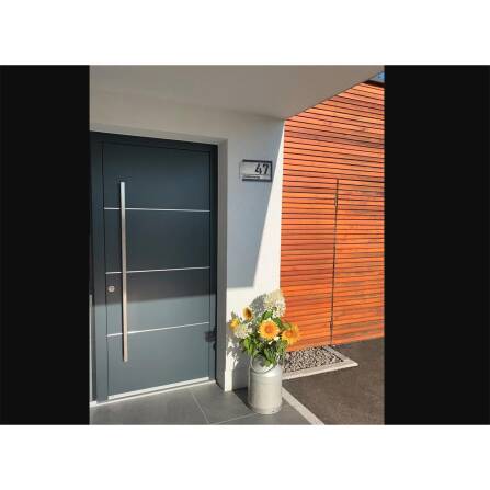 Metzler Individuelle Hausnummer aus Edelstahl | 27 x 17,5 cm