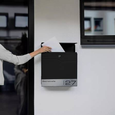 Metzler Briefkasten Schwarz RAL 9005 hochwertiger Stahl | Siebert