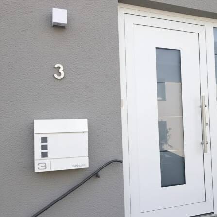 Metzler Briefkasten Weiß hochwertiger Stahl Sichtfenster | Cube