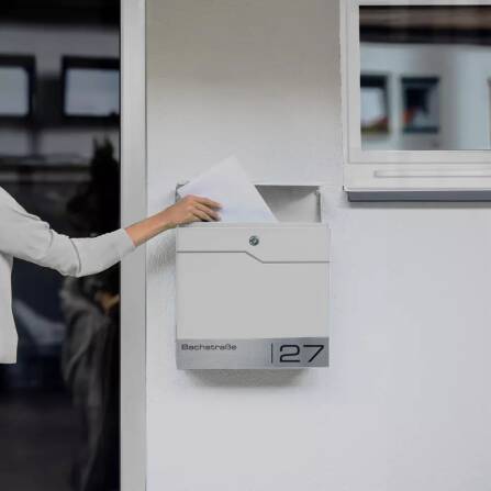Metzler Briefkasten Verkehrsweiß RAL 9016 hochwertiger Stahl | Siebert