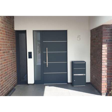 Metzler Paketbox Anthrazit RAL 7016 | personalisiert mit Gravur | Edelstahl-Namensschild | rostfrei & massiv | Avalon 1