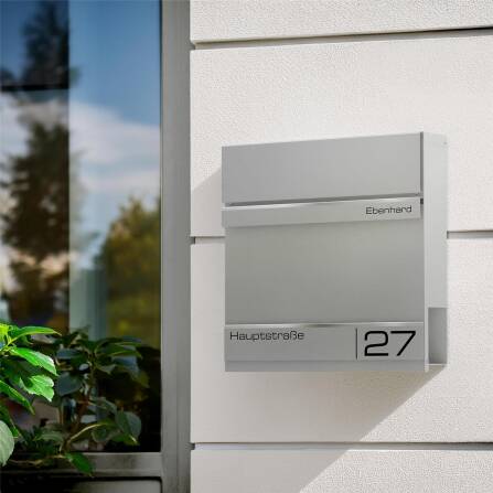 Metzler Briefkasten in RAL9007 Graualuminium Lasergravur | Hermann