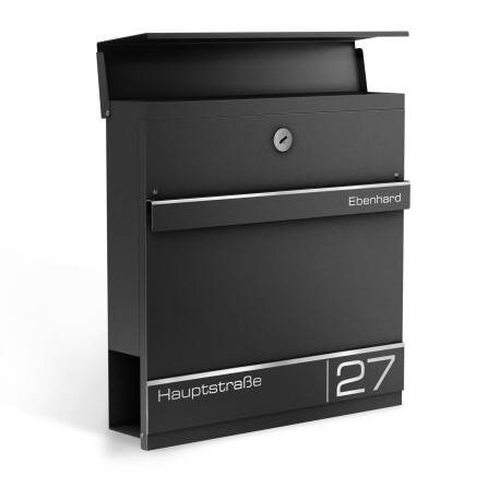Metzler Briefkasten in RAL9005 Tiefschwarz Lasergravur | Hermann