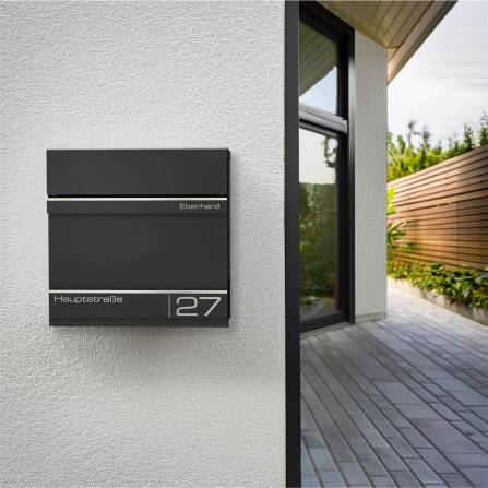 Metzler Briefkasten in RAL9005 Tiefschwarz Lasergravur | Hermann