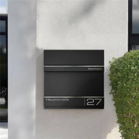 Metzler Briefkasten in RAL9005 Tiefschwarz Lasergravur | Hermann