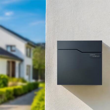 Metzler Namensschild | Briefkastenschild Edelstahl in Anthrazit | Lasergravur