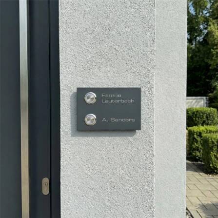 Metzler Klingel Aufputz Zweifamilienhaus Gravur | Vitus M2