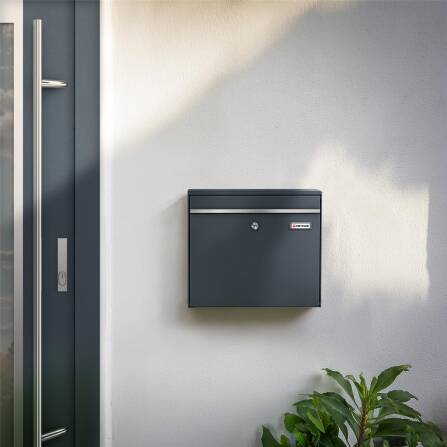 Metzler Briefkasten in Anthrazit | BK212 mit austauschbarem Namensschild