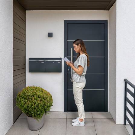 Metzler Zweifach Briefkasten | mit austauschbaren Namensschildern | RAL7016 Anthrazitgrau | BK212 horizontal