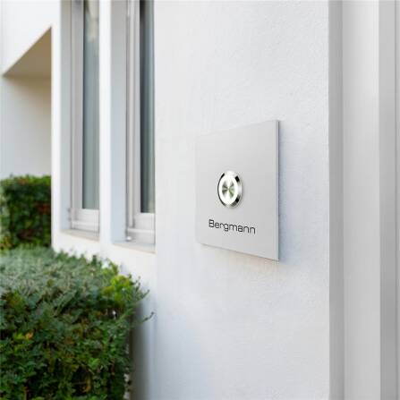 Metzler Türklingel mit Gravur + LED-Taster | RAL 9016 Verkehrsweiß | Stella