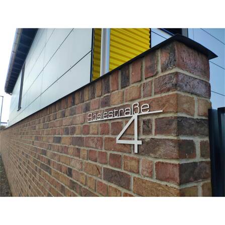 Scritta Metzler in acciaio inossidabile con nome della via e numero civico | Acciaio inossidabile spazzolato | 120 cm | Bach