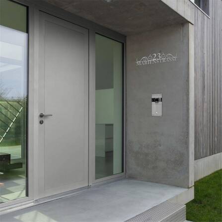 Metzler Lettrage en acier inoxydable | avec rue et numéro de maison | RAL9007 aluminium gris | 1200 mm | August