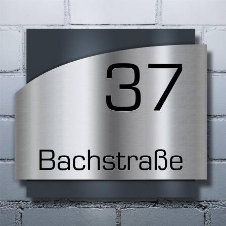 Metzler Edelstahl Hausnummernschild mit Straße | Anthrazit RAL 7016 | Falko 2