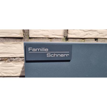 Metzler Namensschild Briefkastenschild aus Edelstahl | 8,5 x 3 cm