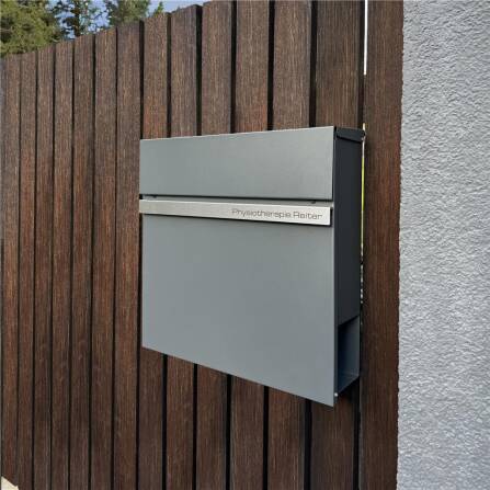 Cassetta delle lettere Metzler verniciata a polvere | Incisione laser | RAL 9007 Alluminio Grigio | Stelio