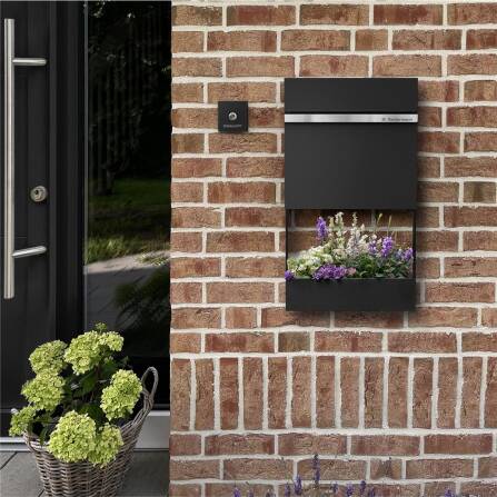 Metzler Briefkasten pulverbeschichtet | Lasergravur | RAL 9005 Tiefschwarz | Stelio