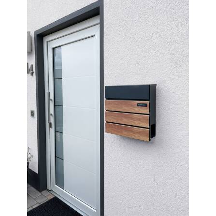 Metzler Briefkasten Holzoptik Eiche | Anthrazit RAL7016 mit Edelstahl Namensschild | Anton 2