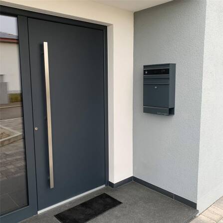 Metzler Briefkasten mit VDM10 2.0 Video-Türsprechanlage | 1 Klingel | RAL7016 Anthrazit