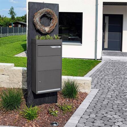 Metzler Pflanzdach in Eisenglimmer | Dachbegrünung für Paketbox Modellreihe Avalon