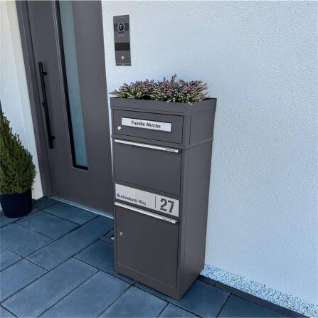 Metzler Cassetta per pacchi con cassetta postale | DB 703 effetto ferro micaceo | personalizzabile con incisione | targhetta nome in acciaio inox | con fessura per lettere | Bispo 2