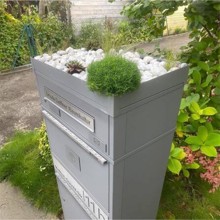 Metzler Paketbox mit Briefkasten | personalisiert mit Gravur | Edelstahl-Namensschild | mit Briefeinwurf | Grau | Bispo 2