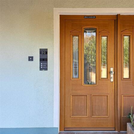 Metzler VDM10 2.0 Video-Türsprechanlage | mit Fingerprint | 3 Klingeltaster | Niko