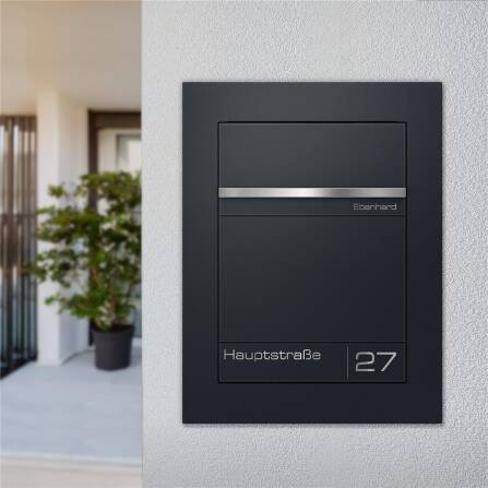 Metzler Unterputz-Briefkasten | personalisiert mit Gravur | Anthrazit RAL 7016 | Edelstahl-Namensschild | Hugo 2